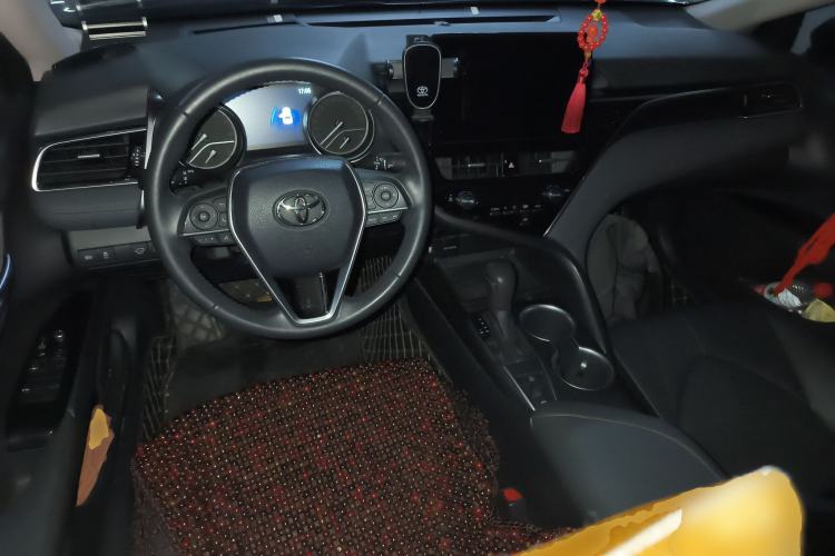 Used Toyota Camry 2023 2.0G Luxury Edition