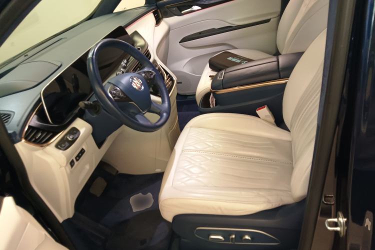 Used Buick GL8 2022 Avenir Avia Four-Seat Prestige Edition Left Front Seat