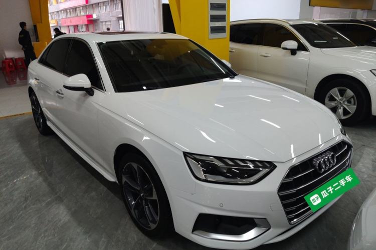 Used Audi A4L 2020 40 TFSI Fashionable and Elegant Model Front Right 45 Deg