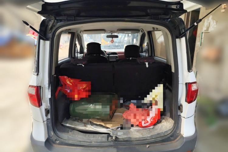 Used CHANGAN OSHAN Olisway 2014 X6 1.4L Manual Luxury Model
