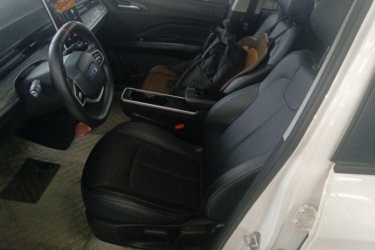 Used NETA V 2022 Chao 400 Lite Left Front Seat