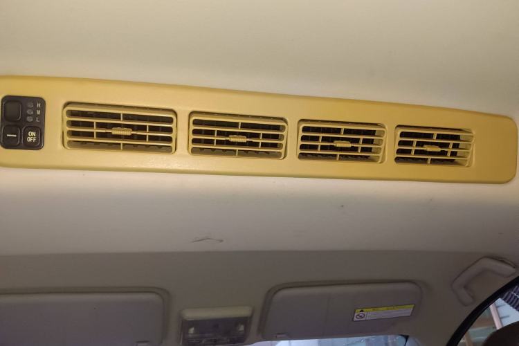 Used Dongfeng Fengon 370 2016 1.5L Manual Luxury 7-Seater