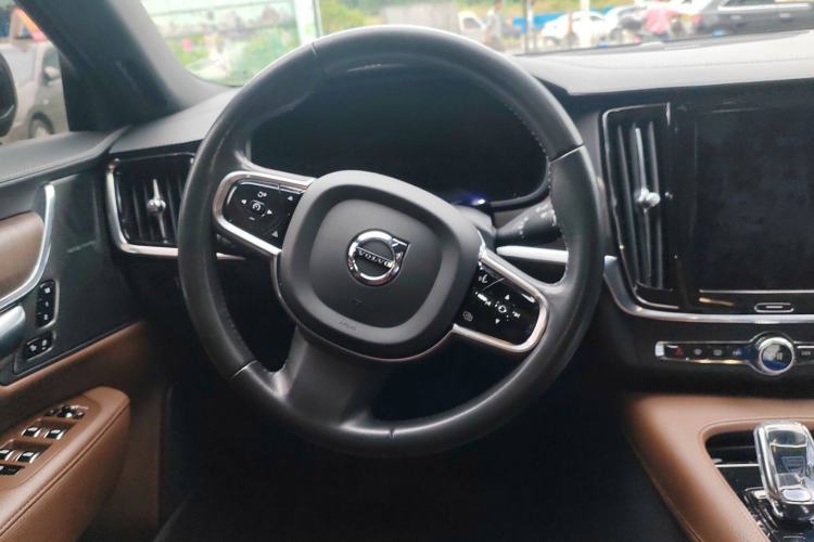 Used Volvo S90 2022 B5 Zhiyuan Luxury Edition