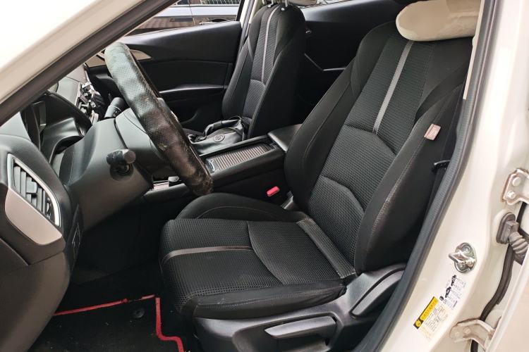Used Mazda 3 Axela 2017 Sedan 1.5L Automatic Luxury Model Emission Standard China V Left Front Seat
