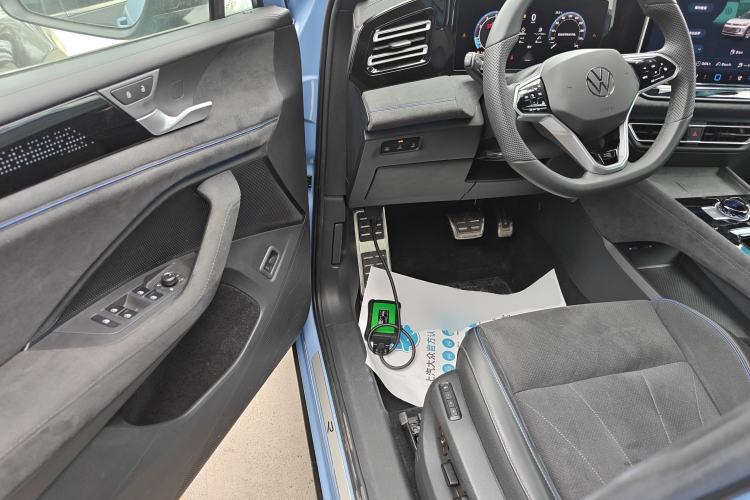 Used Volkswagen Tiguan L 2024 PRO 380TSI Four-Wheel Drive R-Line Prestige Edition Driver Seat