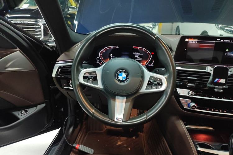 Used BMW 5 Series 2020 525Li M Sport Package
