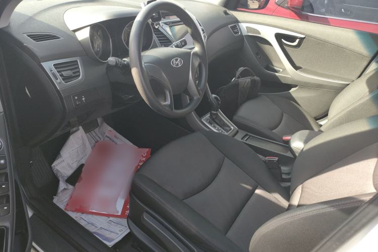 Used Hyundai Elantra (5th Generation / Langdong) 2012 1.6L Automatic Fashion Edition Driver Seat