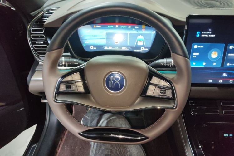 Used BYD Han 2023 EV Champion Edition 605KM Front-Drive Premium Model
