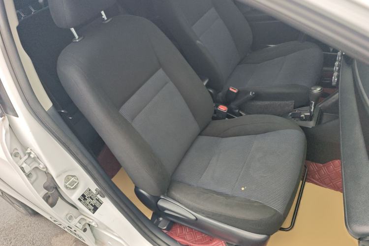 Used Toyota YARiS L Zhi Xuan 2016 Revised 1.5E CVT Charming Edition
