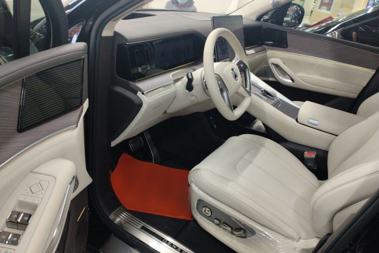 Used Denza N9 2025 Flagship Model Driver Seat