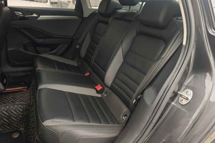 Used Volkswagen Sagitar 2020 280TSI DSG Comfort Version China VI Standard Left Rear Seat