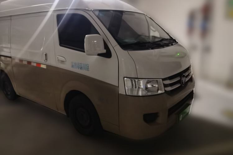 Used Foton Scenic  Front Right 45 Deg