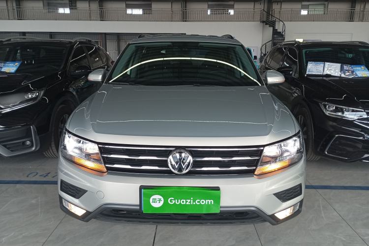 Used Volkswagen Tiguan L 2020 330TSI Automatic Two-Wheel Drive Luxury Edition China VI Standard
