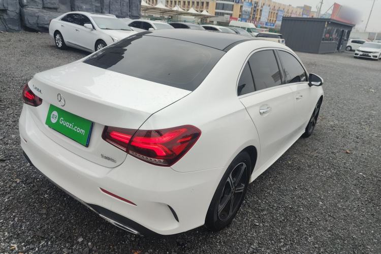 Used Mercedes-Benz A-Class 2022 Revised Version A 200 L Sport Sedan Fashionable Style