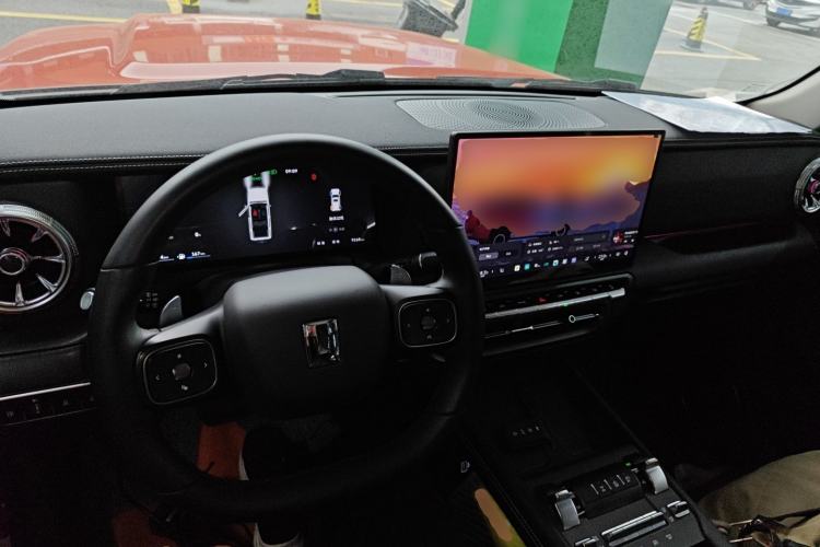 Used Tank 300 New Energy 2025 Hi4-T