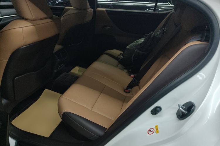 Used Lexus ES 2018 300h Premier Edition China V Standard