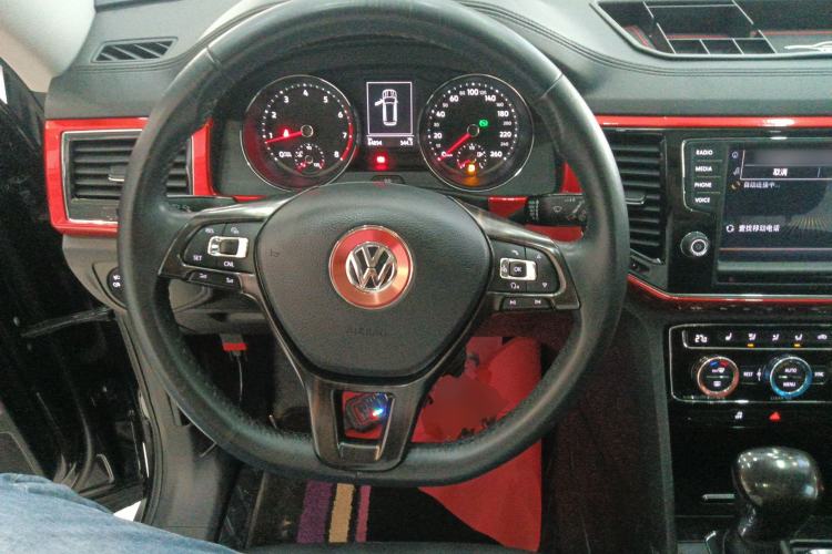 Used Volkswagen Teramont 2017 330TSI Two-Wheel-Drive Luxury Edition Steering Wheel