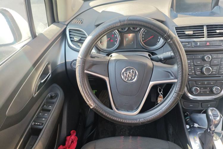 Used Buick Encore 2015 1.4T Automatic Two-Wheel Drive Urban Elite Version
