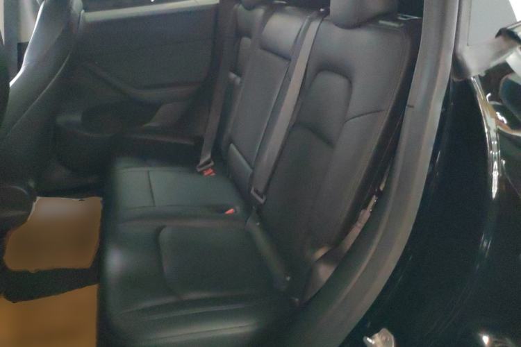 Used Tesla Model Y 2022 Long-Range All-Wheel-Drive Version