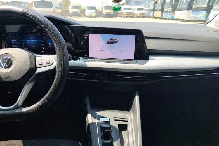 Used Volkswagen Golf 2021 280TSI DSG Pro Audio And AC Panel