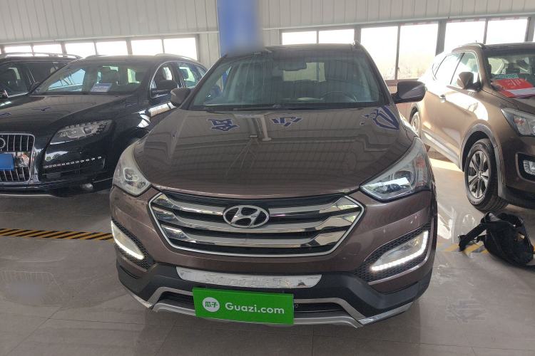 Used Hyundai Santa Fe 2015 2.0T Automatic 4x4 Smart 7-Seater
