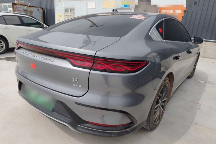 Used BYD Han 2024 EV Glory Edition 610 km All-Wheel Drive "Tian Shen Zhi Jia" Intelligent Driving Model
