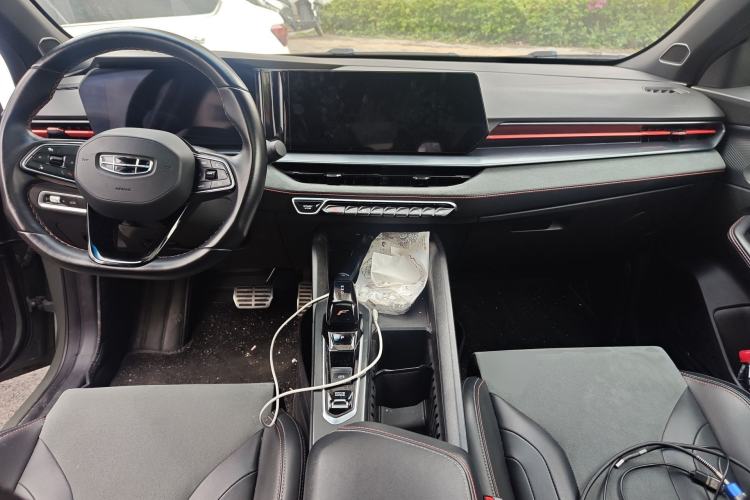 Used Geely Auto Binray 2022 Binrui COOL 1.5T DCT Thunder Edition Center Console