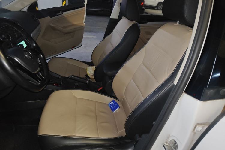 Used Volkswagen Sagitar 2015 1.6L Automatic Comfort Model