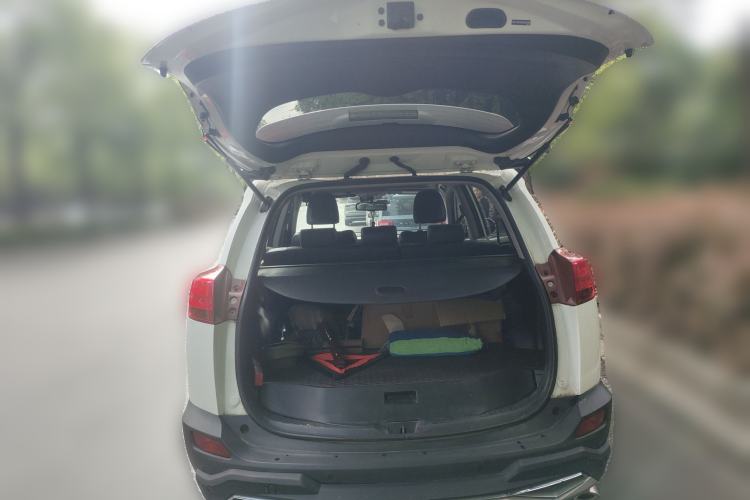 Used Toyota RAV4 2013 2.5L Automatic 4x4 Luxury Edition Trunk