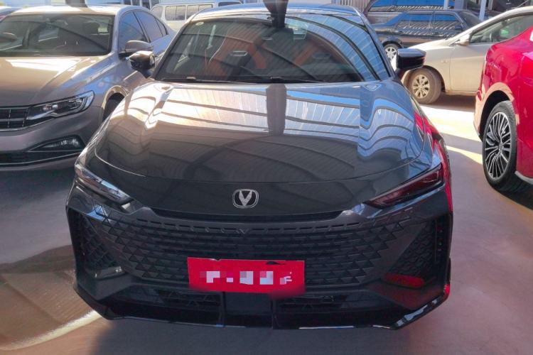 Used Changan UNI-V 2024 2.0T Classic Sport Edition