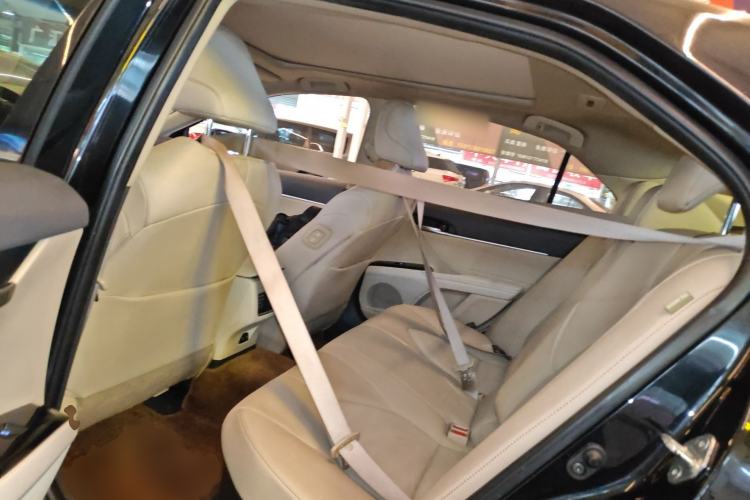 Used Toyota Camry 2018 Dual-Engine 2.5 HG Luxury Edition
