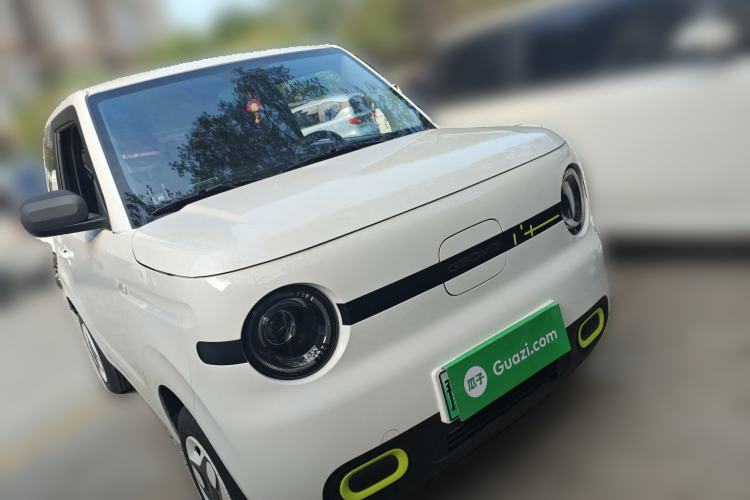 Used Geely Galaxy Panda 2025 210 km – Yuanqi Bear Front Right 45 Deg