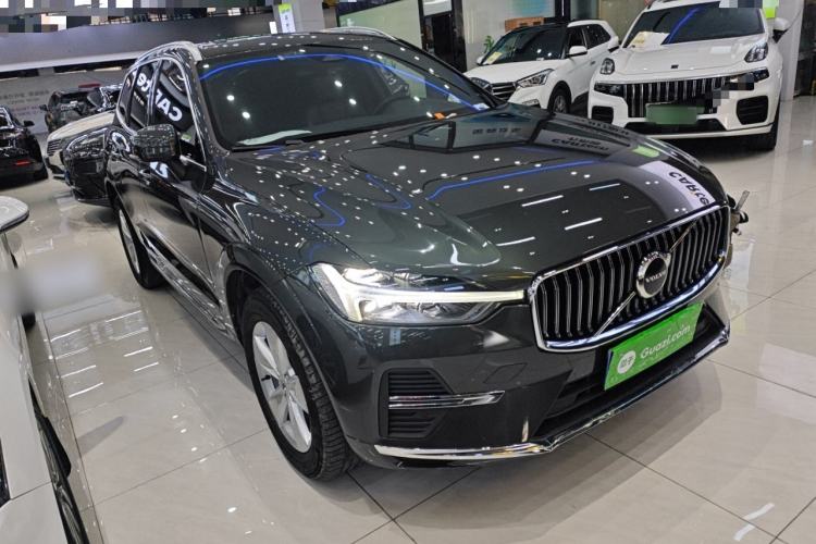 Used Volvo XC60 2022 B5 4x4 Zhiyi Luxury Edition
