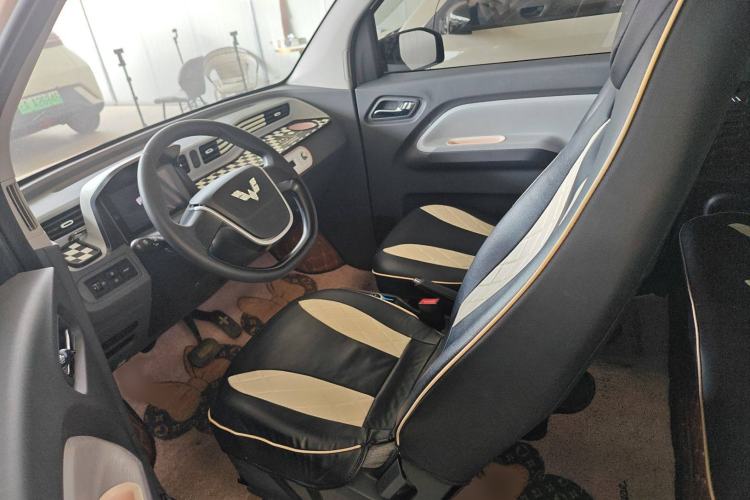 Used Wuling Hongguang MINIEV 2021 Macaron Premium Model – Lithium Iron Phosphate