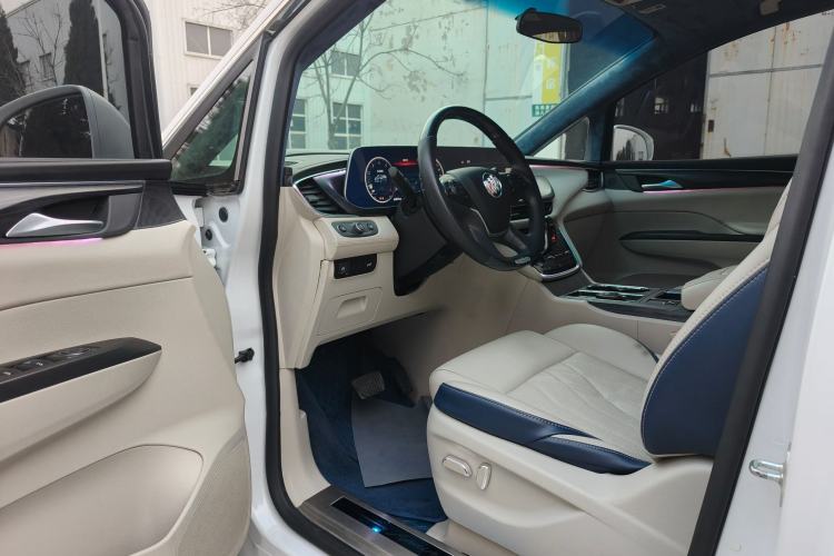 Used Buick GL8 2023 ES Lu Zun Comfort Model
