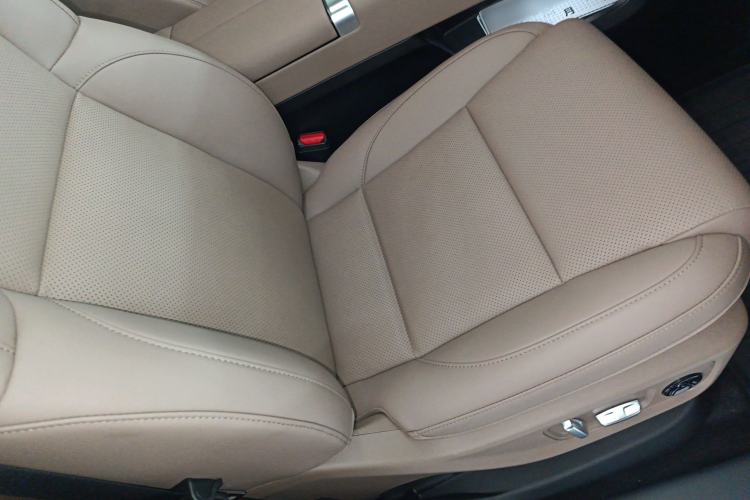 Used Li Auto L6 2025 Pro Smart Refresh Edition Right Front Seat