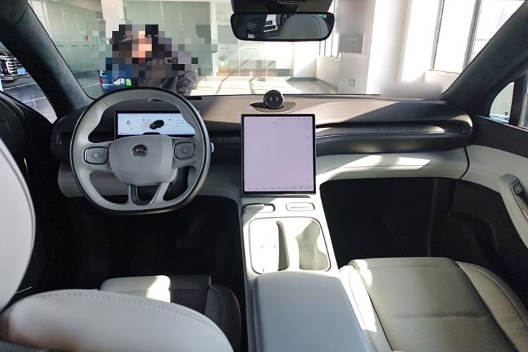 Used Nio ES6 2024 75 kWh
