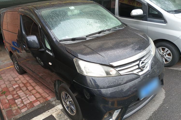 Used Nissan NV200 2018 1.6L CVT Luxury Model Front Right 45 Deg