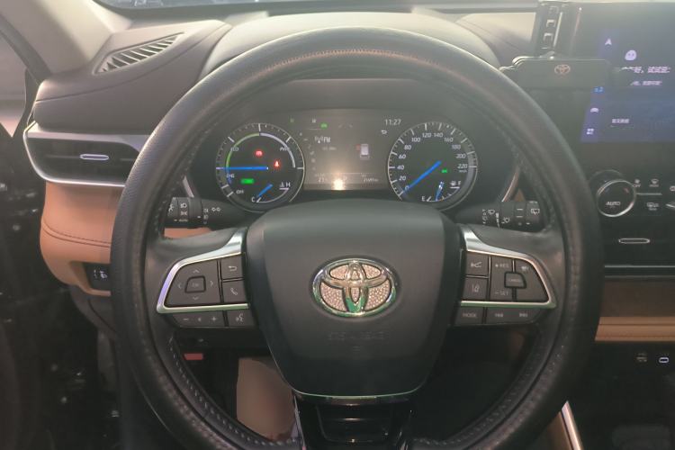 Used Toyota Highlander 2023 2.5L Smart Electric Hybrid Dual-Engine Four-Wheel Drive Prestige Version – 7 Seats
