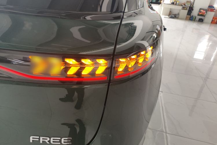 Used VOYAH FREE 2025 318 318 km Rear-Drive Touring Edition