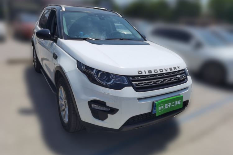 Used Land Rover Discovery Sport 2019 240 PS SE Version China V Standard Front Right 45 Deg