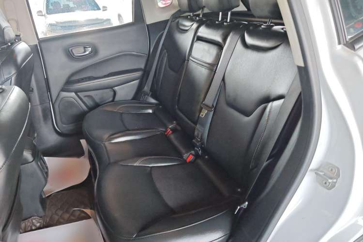 Used Jeep Compass 2017 200T Automatic Family Edition