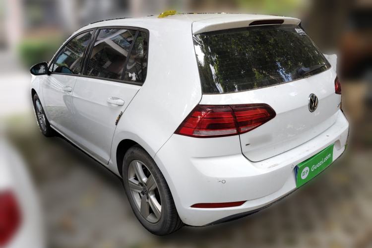 Used Volkswagen Golf 2018 1.6L Automatic Fashion Model
