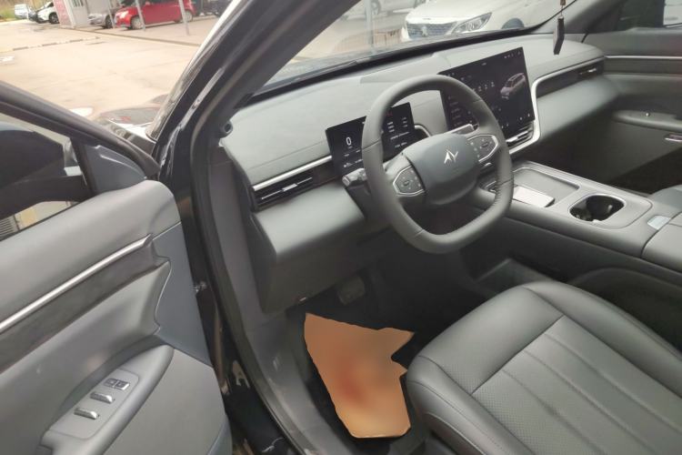 Used Dongfeng eπ eπ008 2026 Model Six-Seat Pure-Electric Family Edition
