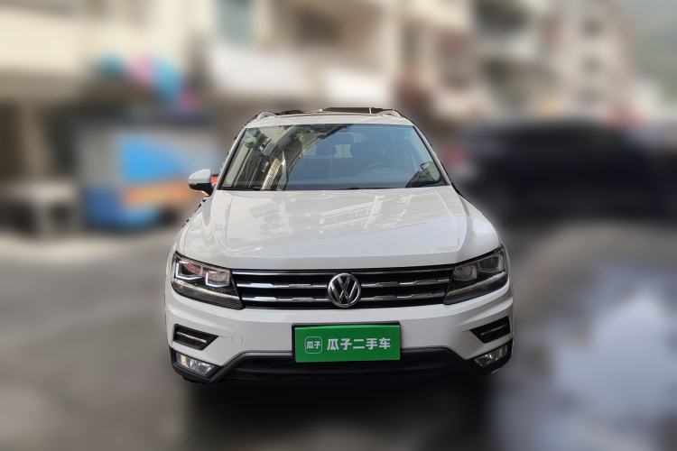 Used Volkswagen Tiguan L 2017 330TSI Automatic Two-Wheel Drive Luxury Edition Front