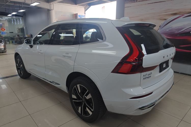 Used Volvo XC60 2026 B5 4x4 Smart Luxury Edition

