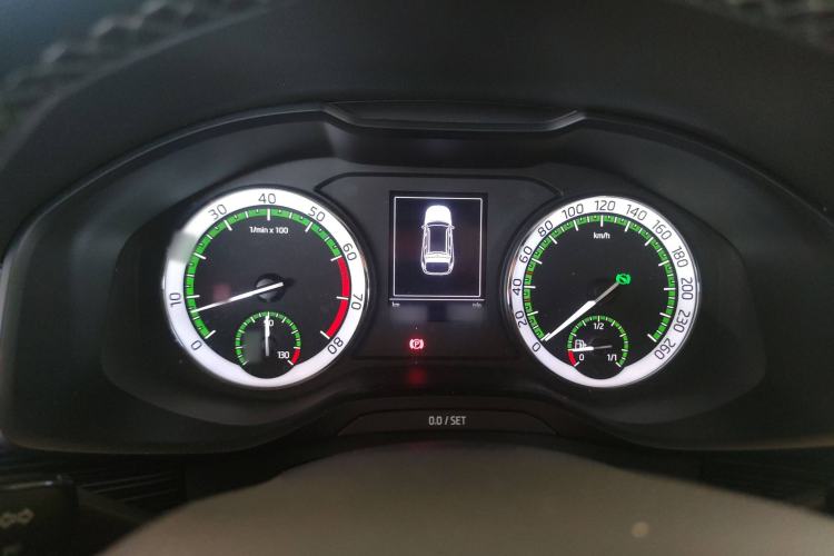 Used Skoda Kodiaq 2017 TSI330 7-Seater Two-Wheel-Drive Luxury Edition
