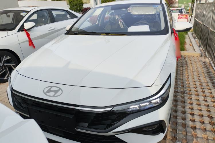 Used Hyundai Elantra 2023 1.5L CVT GLX Elite Edition
