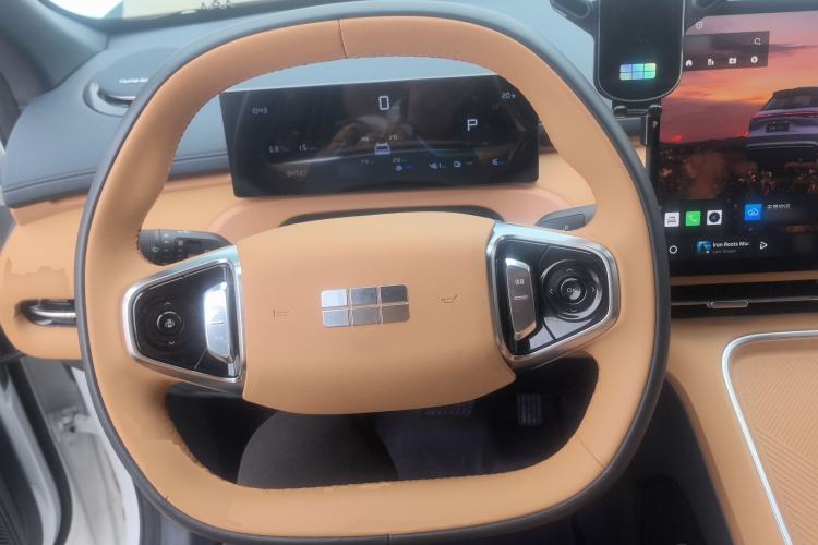 Used Geely Galaxy Xingjian 7 EM-i 2025 120km Launch+ Version Steering Wheel