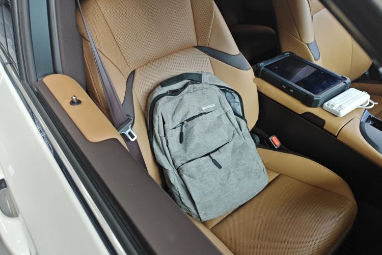 Used Lexus ES 2020 300h Premier Edition